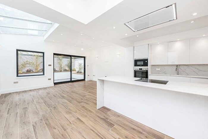2 Bedroom Flat To Rent In Ashmore Road, Maida Vale, W9