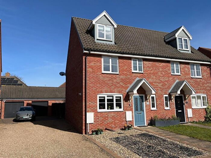 4 Bedroom Detached House For Sale In Poppy Street, Wymondham, NR18