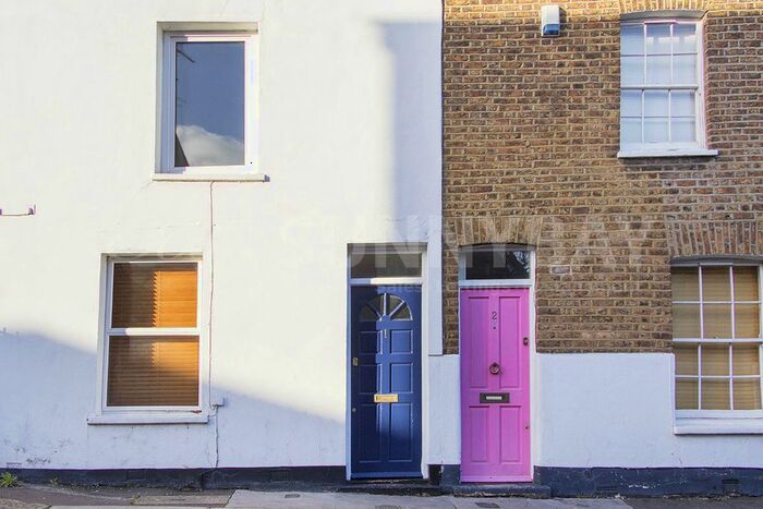 1 Bedroom Maisonette To Rent In Landor Walk, London, W12