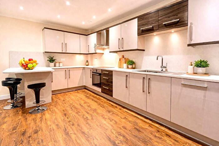 3 Bedroom Apartment To Rent In Ecco, S11