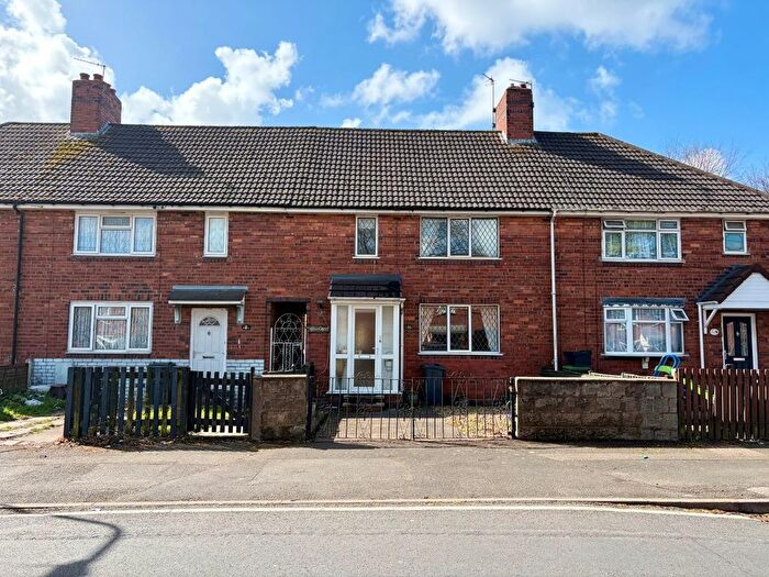 3 Bedroom Terraced House For Sale In Turton Road, Tipton, DY4