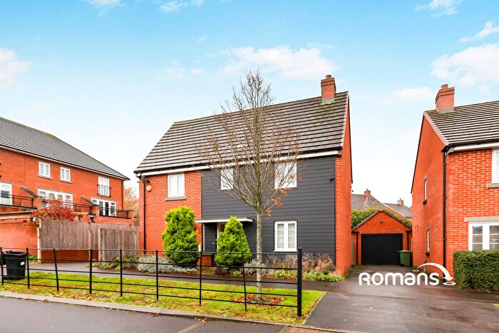 3 Bedroom Property To Rent In Hutchins Way, Basingstoke, Hampshire, RG24