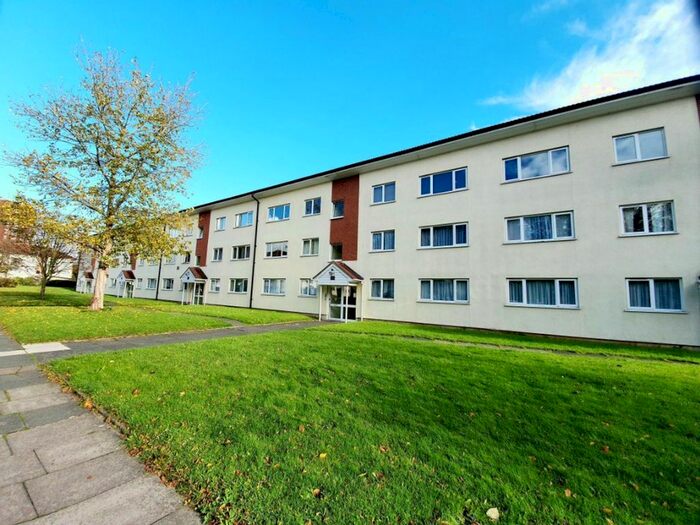 2 Bedroom Flat To Rent In Byron Way, Northolt, UB5