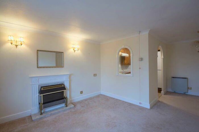 1 Bedroom Retirement Property To Rent In Village Heights, Chingford Lane, Woodford Green, IG8