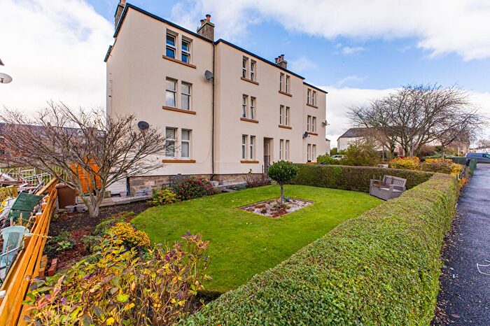 2 Bedroom Flat For Sale In Kilberry Street, Dundee, DD3