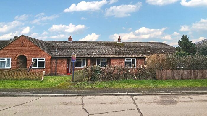 1 Bedroom Property For Sale In Paradise Way, Chapel Row, Reading, Berkshire, RG7
