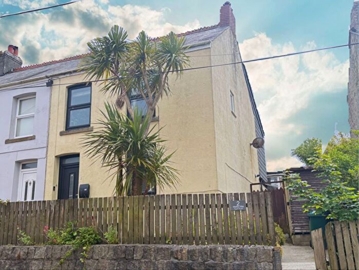 3 Bedroom Semi-Detached House For Sale In Wartha Mews, Fraddon, TR9