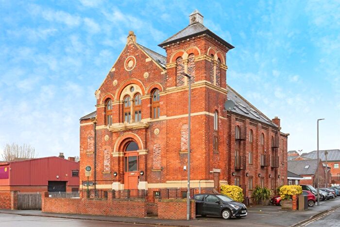 1 Bedroom Flat For Sale In Grove Road, Wakefield, WF1