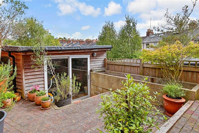 3 Bedroom Semi-Detached House For Sale In Valence Road, Lewes, East Sussex, BN7