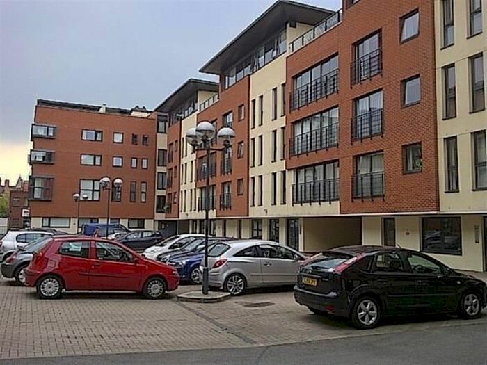 2 Bedroom Flat To Rent In Rea Place, Birmingham, B12