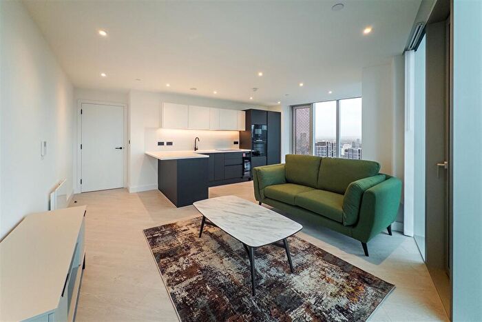 2 Bedroom Apartment To Rent In Vista River Gardens, M3