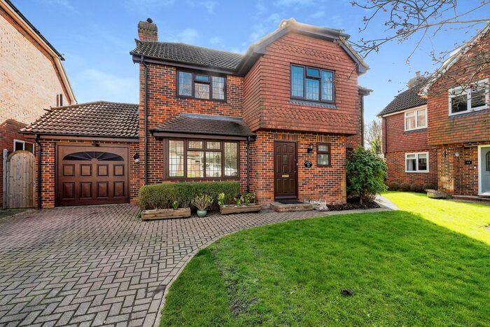 4 Bedroom Detached House For Sale In Ashdown Chase, Nutley, Uckfield, East Sussex, TN22
