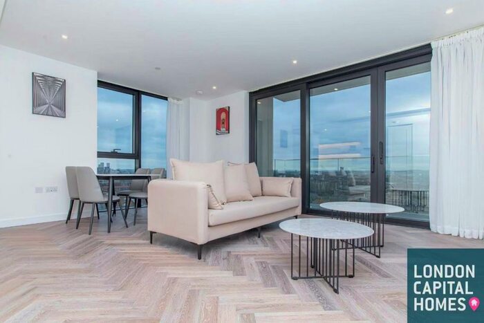 2 Bedroom Apartment To Rent In Merino Gardens, London, E1W