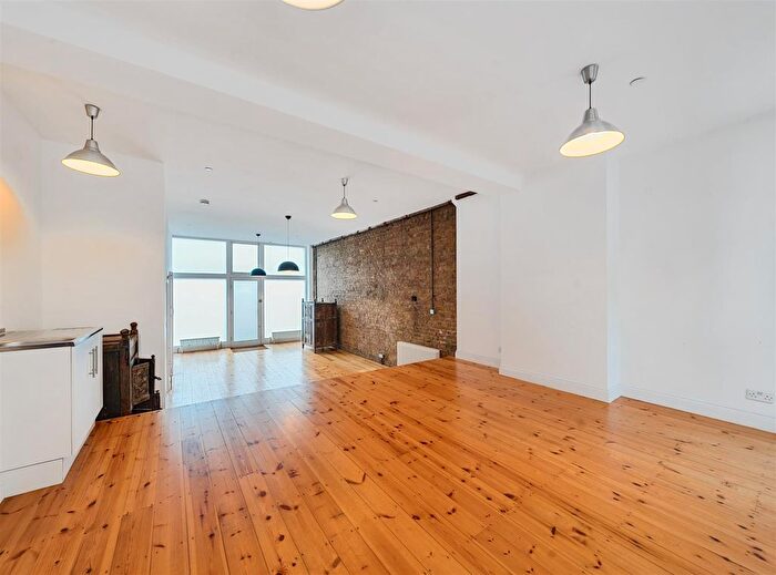 2 Bedroom Terraced House For Sale In Harrow Road, London, W10