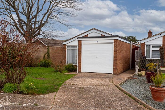 2 Bedroom Detached Bungalow To Rent In Castle Close, Old Felixstowe, Felixstowe, IP11