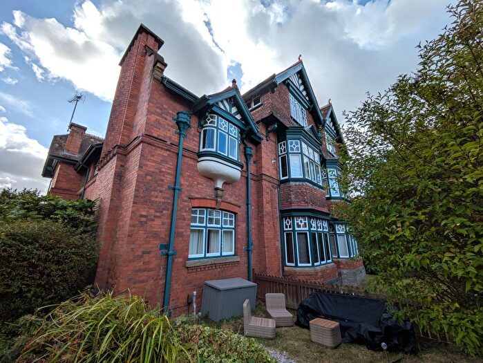 5 Bedroom Semi-Detached House To Rent In Pennsylvania Road, Exeter, EX4