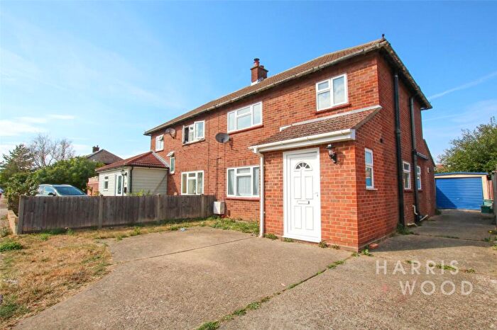 3 Bedroom Semi Detached House To Rent In Munnings Road, Colchester, Essex, CO3