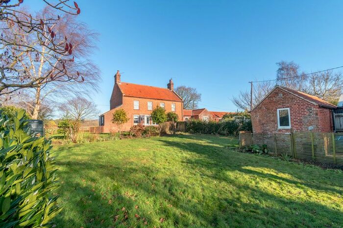 3 Bedroom Semi-Detached House For Sale In Croxton Road, Fulmodeston, NR21