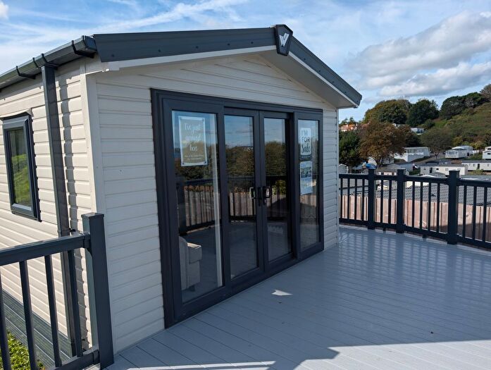 2 Bedroom Park Home For Sale In Waterside Coastal Holiday Park, Three Beaches, Dartmouth Rd Paignton, TQ4