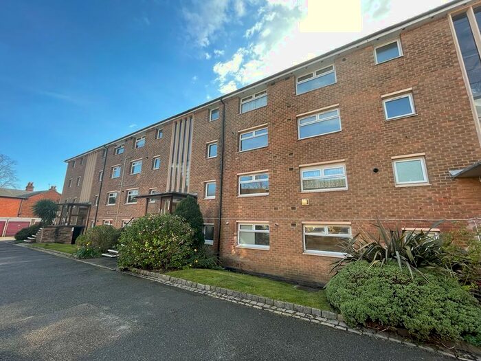 2 Bedroom Flat To Rent In Lordswood Square, Lordswood Road, Birmingham, B17