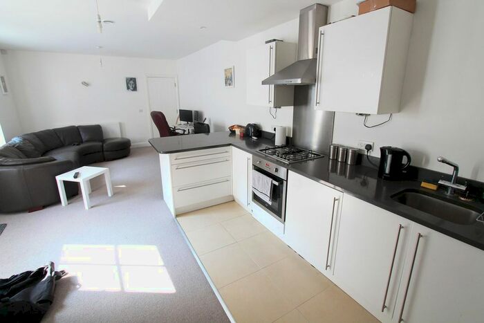 1 Bedroom Flat To Rent In Granville Place, Bournemouth, BH1