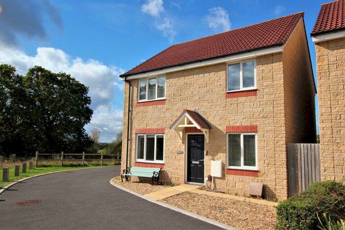 4 Bedroom Detached House To Rent In Castle Hedingham, Trowbridge, BA14