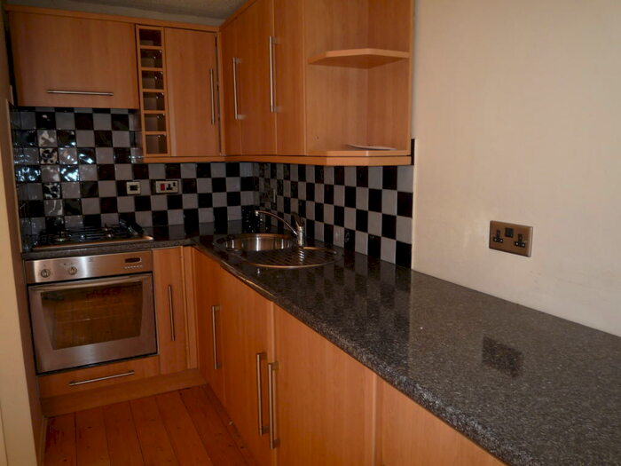 1 Bedroom Flat To Rent In Union Street, Maidstone, ME14