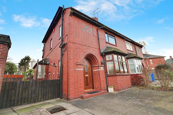 3 Bedroom Semi Detached House For Sale In Crosby Road, Stoke-On-Trent, ST4