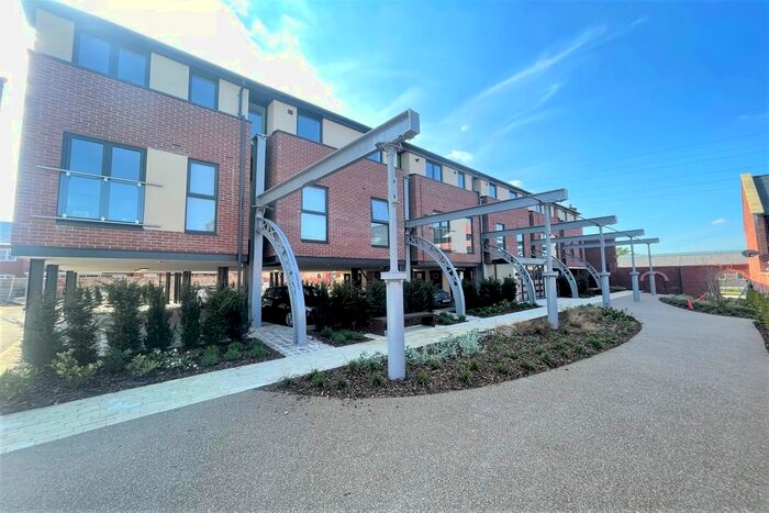 1 Bedroom Flat To Rent In Baskerville Road, Altrincham, WA14