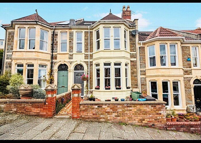 4 Bedroom Terraced House For Sale In Langham Road, Upper Knowle, Bristol, BS4