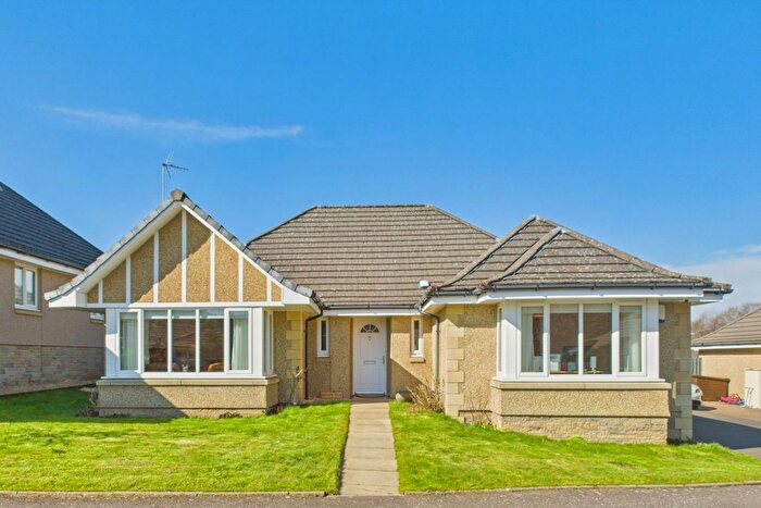 4 Bedroom Detached House For Sale In Byretown Grove, Kirkfieldbank, ML11