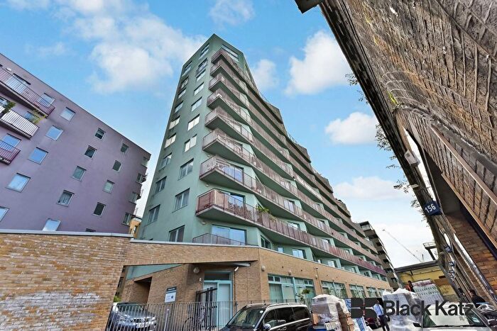 1 Bedroom Flat To Rent In South Central East, Steedman Street, Elephant And Castle, SE17