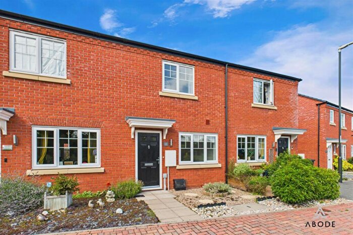 2 Bedroom Town House For Sale In Wesley Close, Doveridge, Ashbourne, DE6
