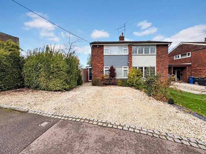 3 Bedroom Semi-Detached House For Sale In The Street, Upchurch, Sittingbourne, ME9