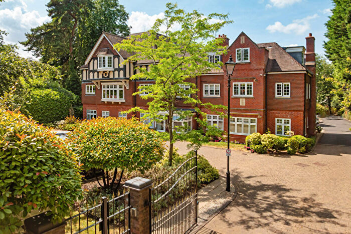 2 Bedroom Apartment For Sale In The Manor, St. Bernards Road, Olton, Solihull, B92