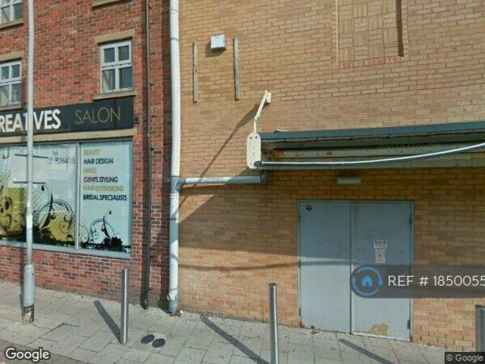 3 Bedroom Flat To Rent In High Street Tunstall, Stoke-On-Trent, ST6