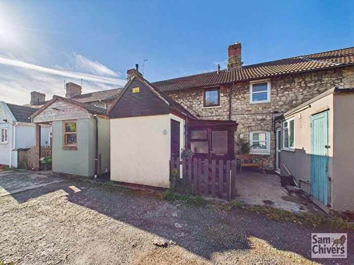 2 Bedroom Terraced House For Sale In Wells Square, Westfield, BA3