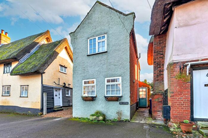2 Bedroom Cottage For Sale In High Street, Barkway, SG8