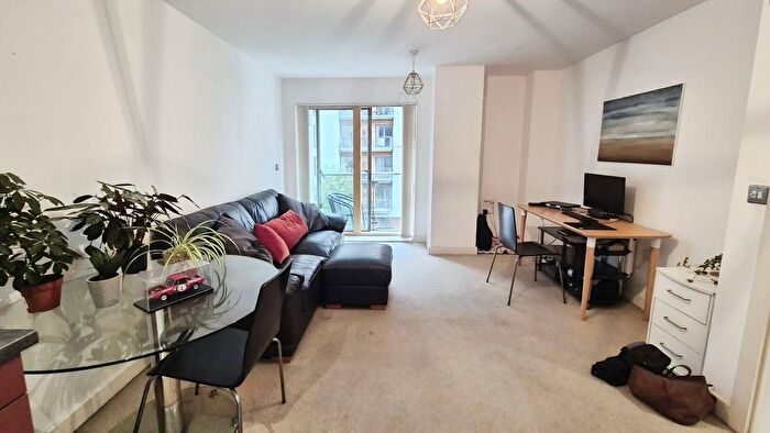 1 Bedroom Flat To Rent In Jefferson Place, Fernie Street, Green Quarter, Manchester, M4