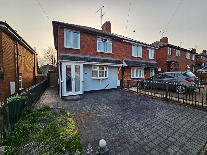 3 Bedroom House To Rent In Newhall Road, Rowley Regis, B65