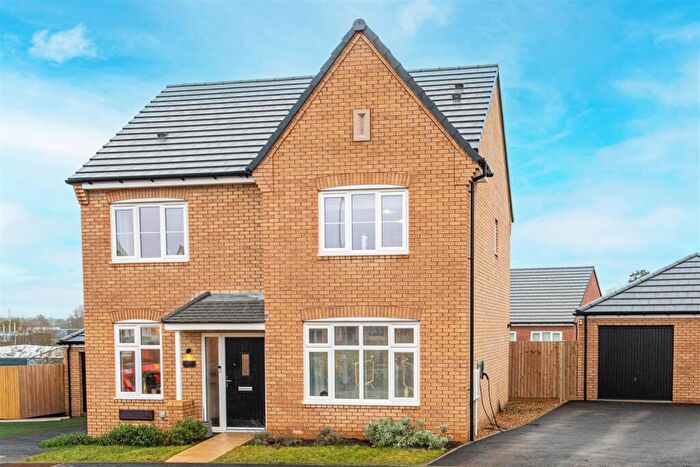 4 Bedroom Detached House For Sale In Copsewood, Overstone, Northampton, NN6