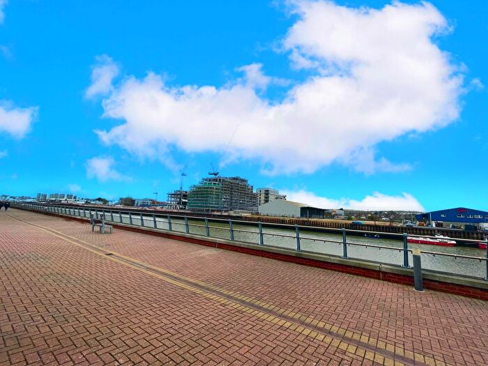 3 Bedroom Terraced House To Rent In Anchor Close, Shoreham-By-Sea, BN43