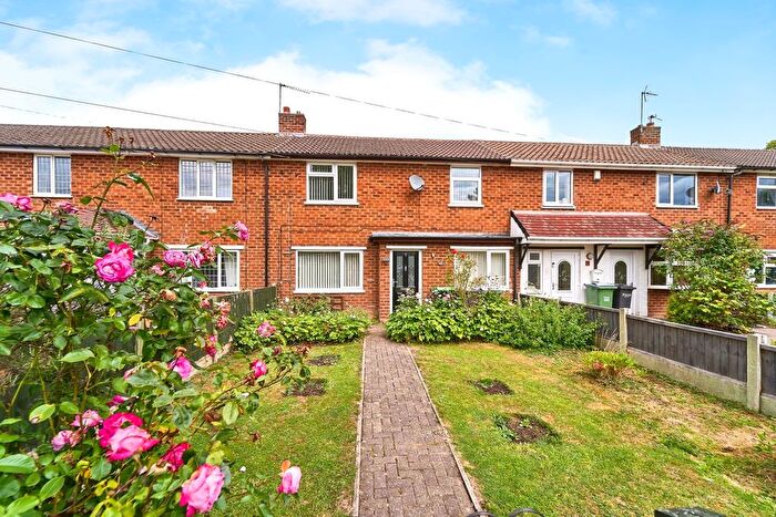 3 Bedroom Terraced House For Sale In Birchfield Way, Walsall, West Midlands, WS5