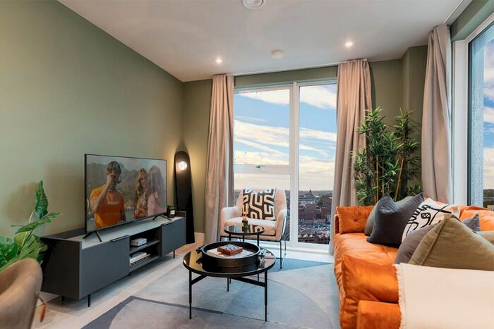 2 Bedroom Apartment To Rent In New York Square, Quarry Hill Leeds, LS2