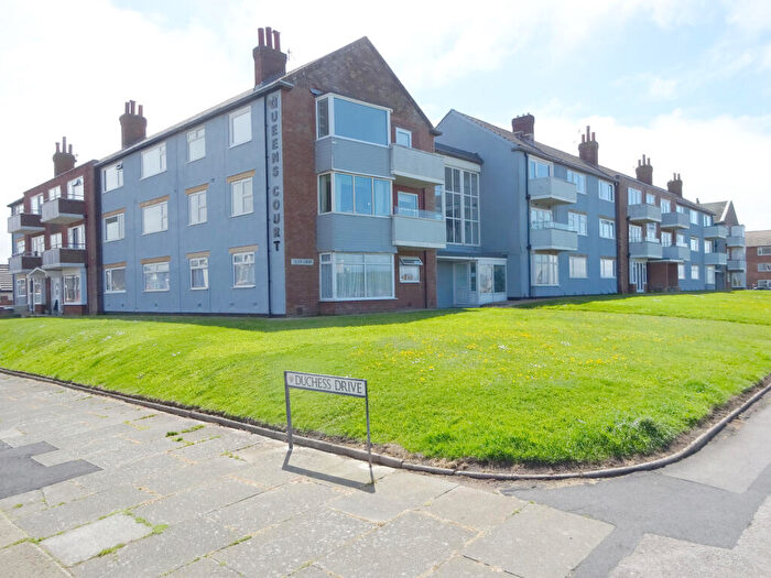 2 Bedroom Apartment For Sale In Queens Promenade, Blackpool, FY2