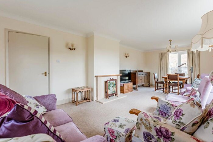 3 Bedroom Detached Bungalow For Sale In Lincoln Close, Swanton Morley, NR20