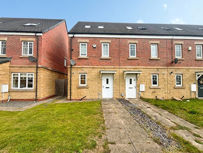3 Bedroom End Of Terrace House For Sale In Klondyke Walk, Blaydon, NE21