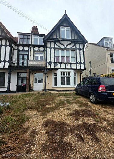 1 Bedroom Property To Rent In Cossington Road, Westcliff-On-Sea, SS0