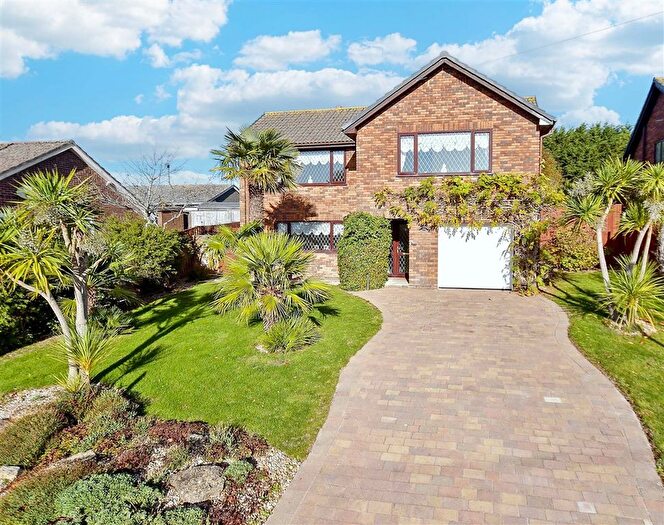 3 Bedroom Detached House For Sale In Cooper Road, Newport, Isle Of Wight, PO30