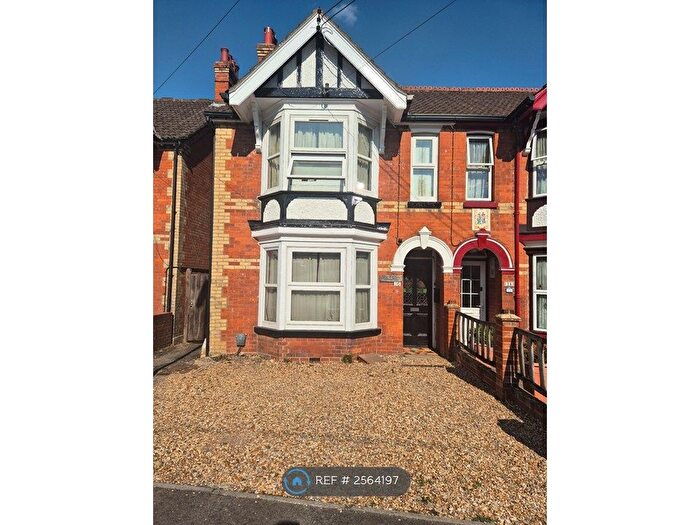 3 Bedroom Semi-Detached House To Rent In Junction Road, Andover, SP10